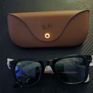 Ray-Ban Black Meta AI Wayfarer Black Sunglasses with Tan Case